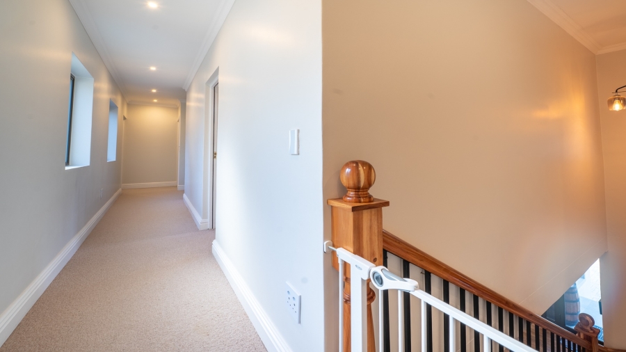 To Let 4 Bedroom Property for Rent in Green Pastures Western Cape